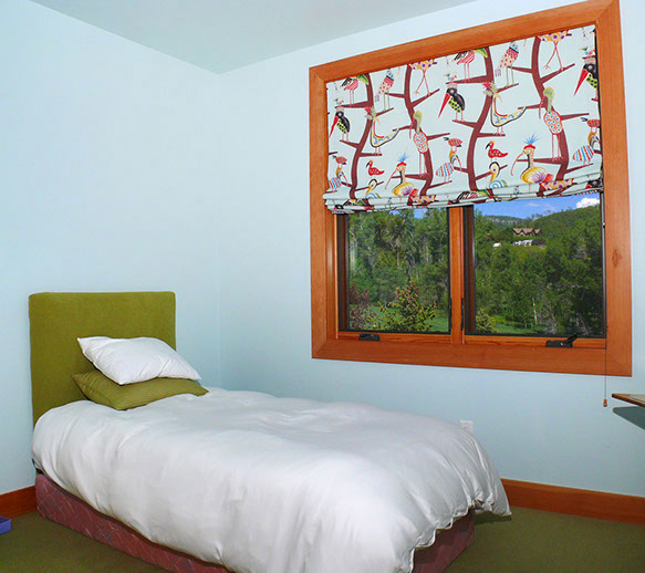 Bedding: duvet covers, coverlets and bed skirts,Working personally with individual clients and interior designers, we bring highly skilled craft